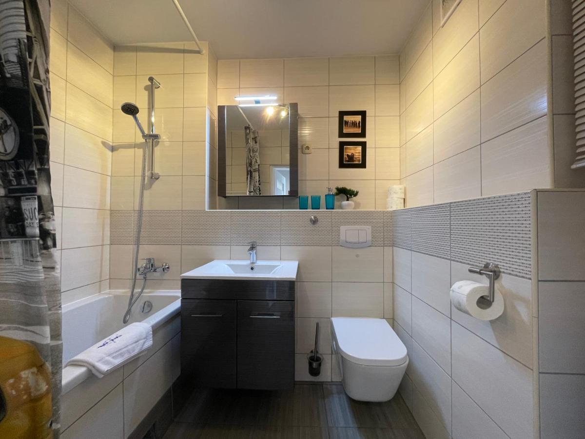 Wolin-Travel Apartament Dom Przy Parku Miedzyzdroje Esterno foto